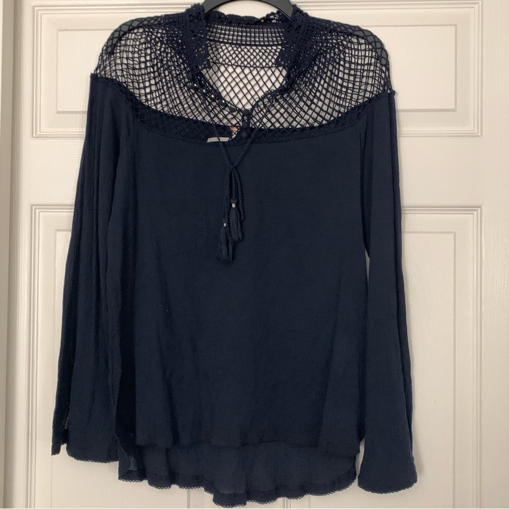 NWOT Free People On The Island Crochet Long Bell Sleeve Blouse, M